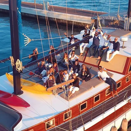 Il Caicco Båthotell *